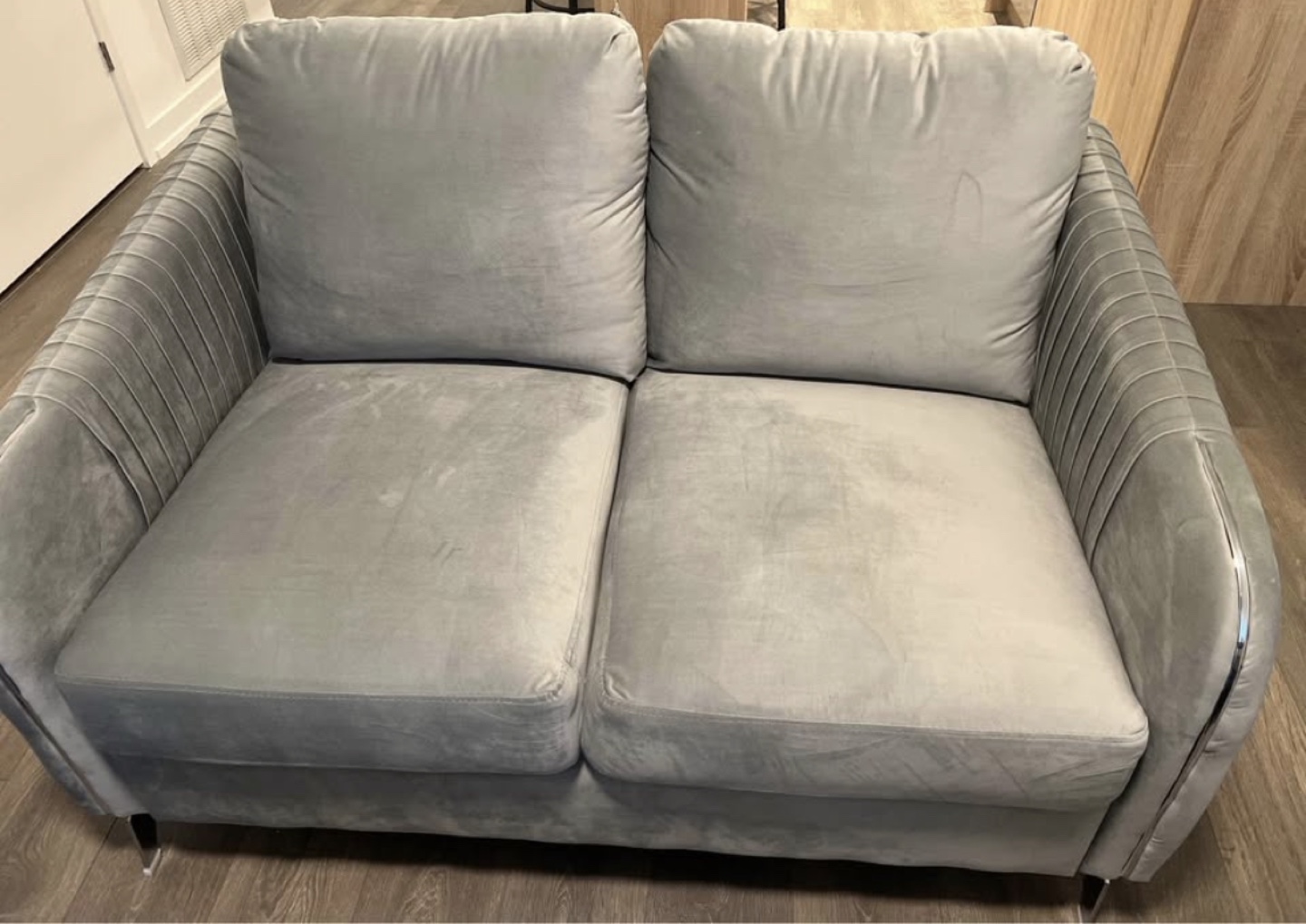 Urgent Sale-Moving-New Velvet Sofa Set (3 & 2 Seater) - photo 3