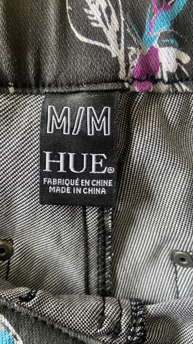 HUE Women's Floral Print Cropped Jeans - Size M/M image indicator(4)