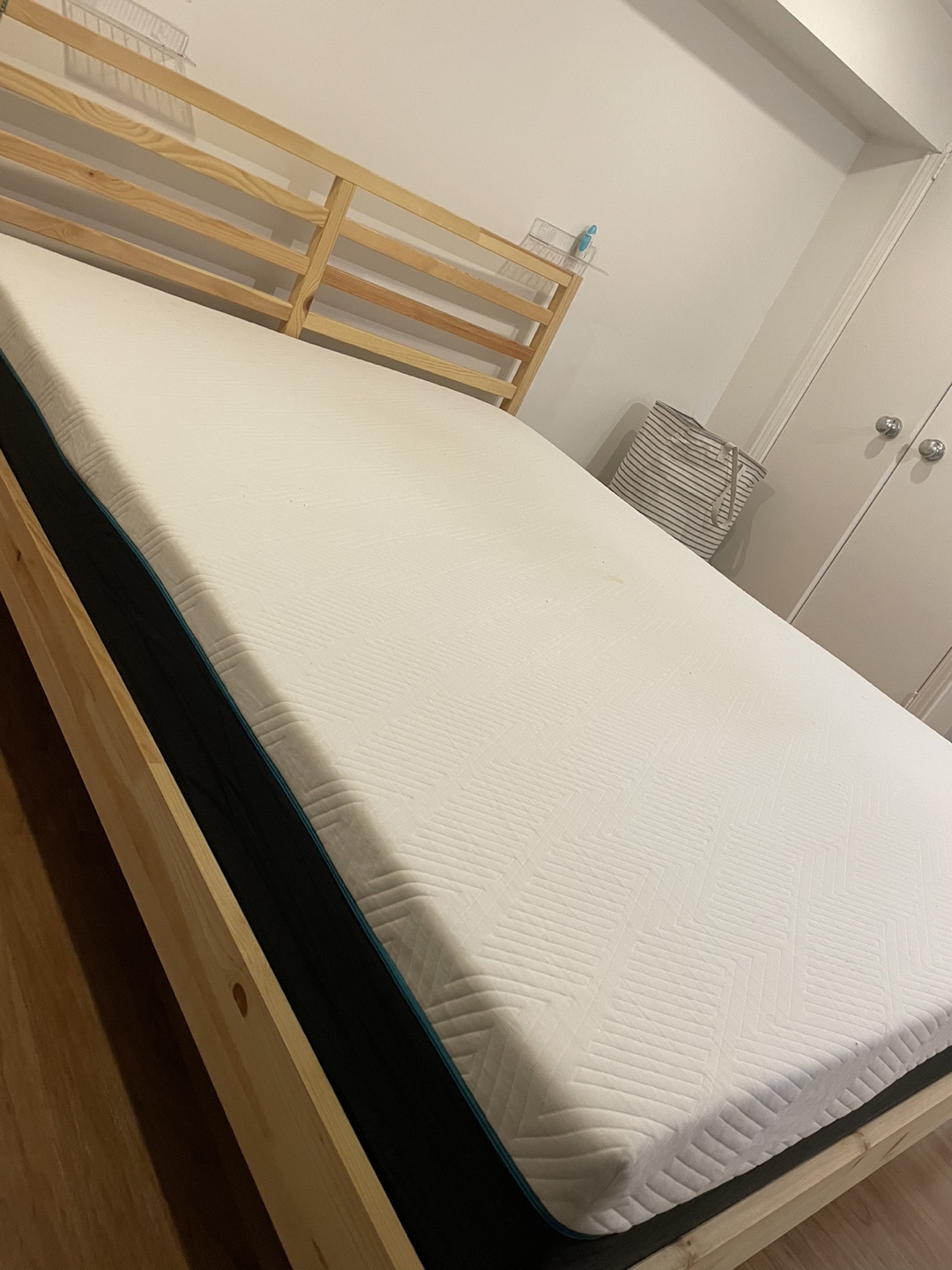 Queen Mattress - photo 3