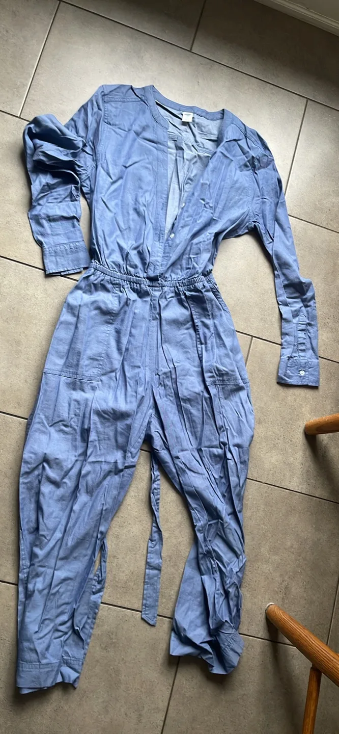 7 Dresses Bundle plus jumpsuit - Sizes Small to Medium image indicator(8)