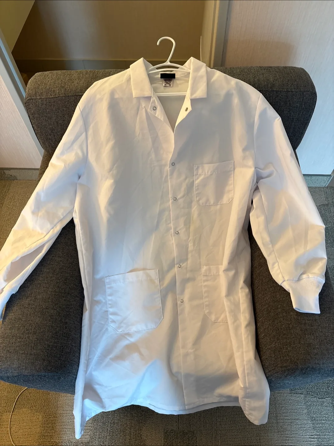 White Lab Coat - Unisex - Size XL thumbnail