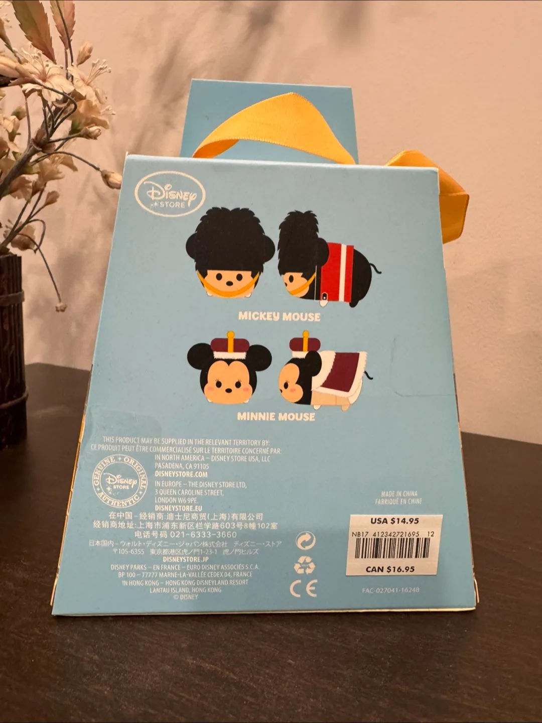 Disney Tsum Tsum Mickey and Minnie Mouse London Set image indicator(3)