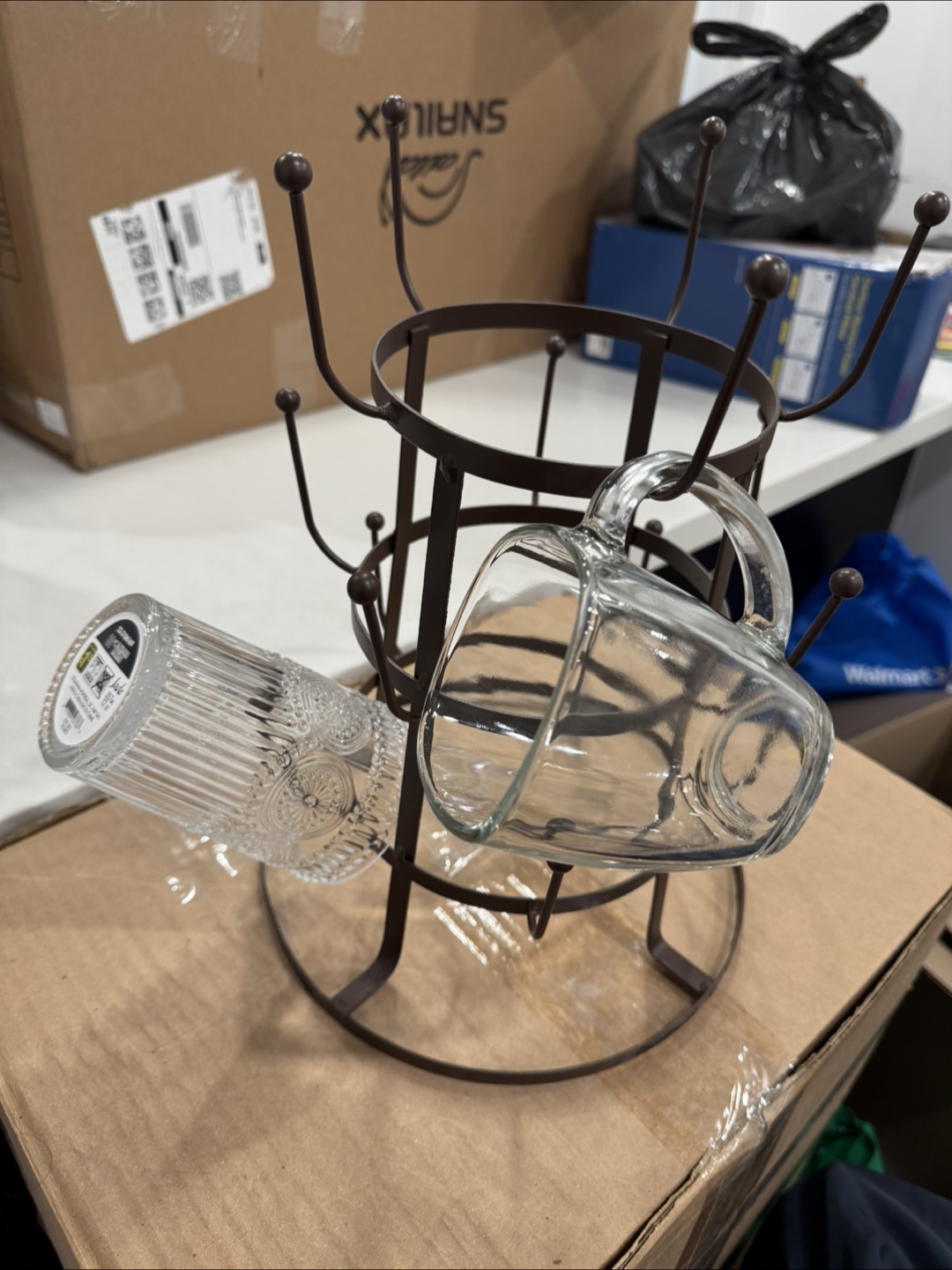 Vintage-Style Mug and Glass Drying Rack - photo 3