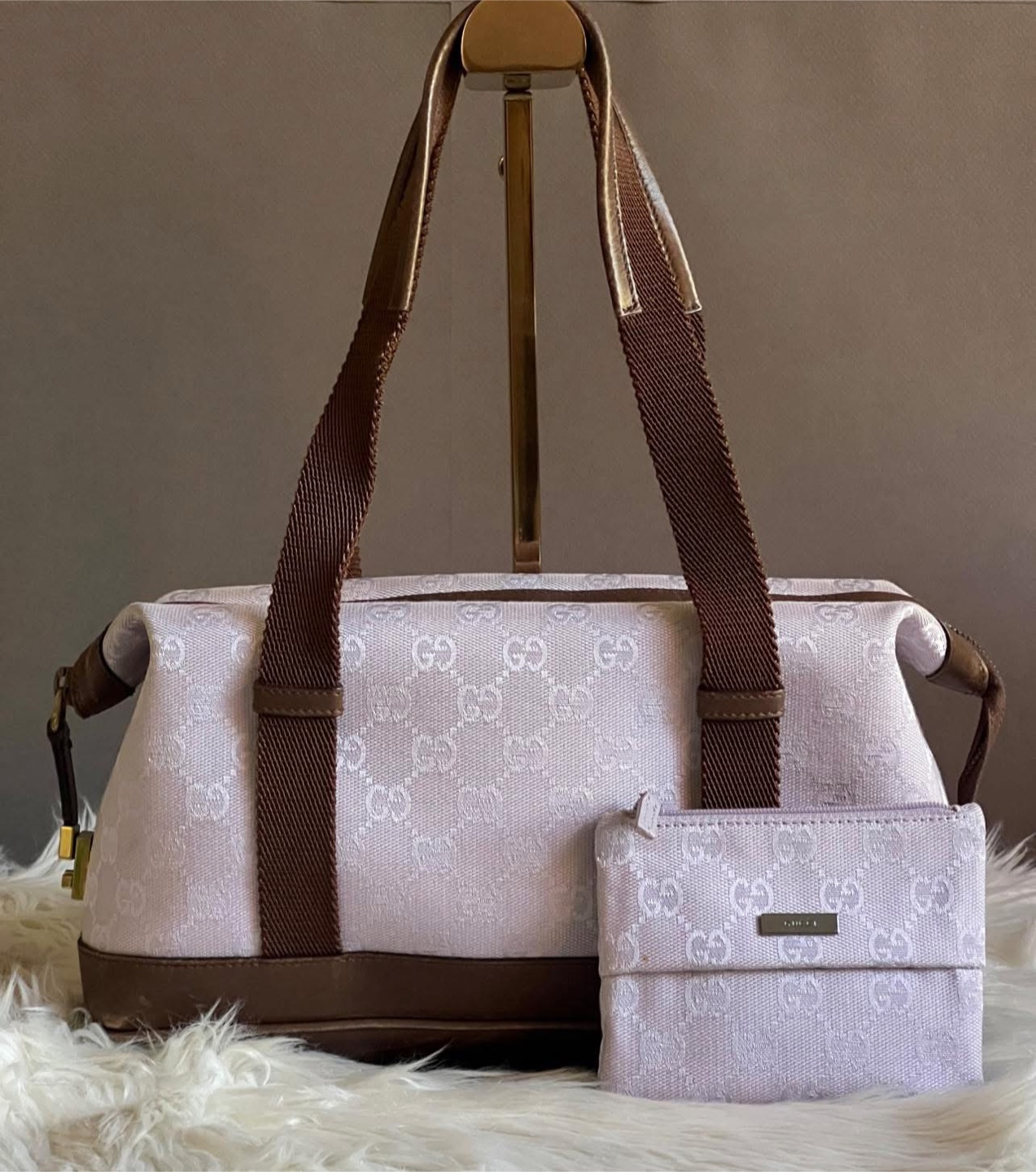 Gucci Small Duffle Bag in Signature Canvas - photo 2