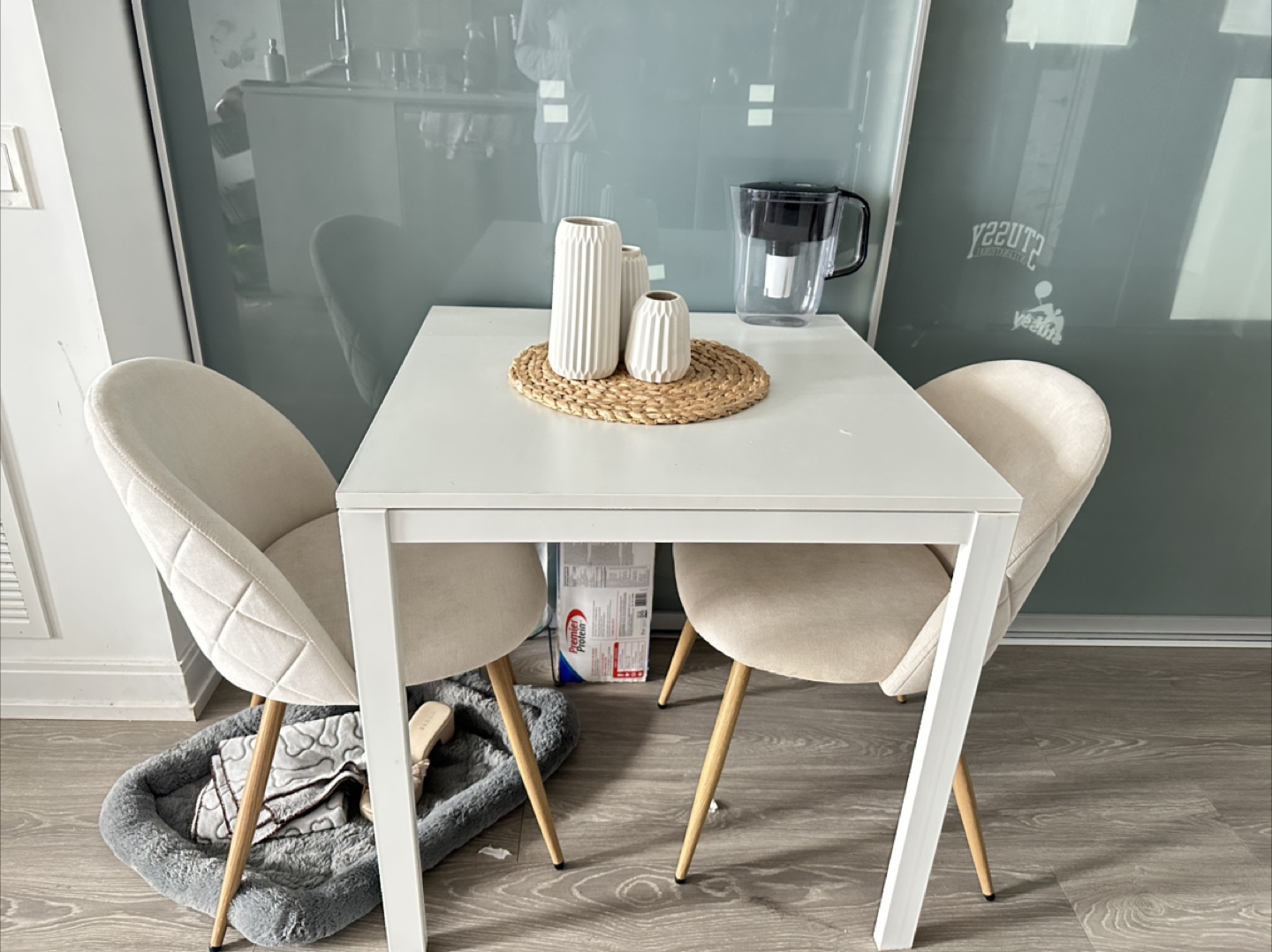 Ikea white table - photo 3
