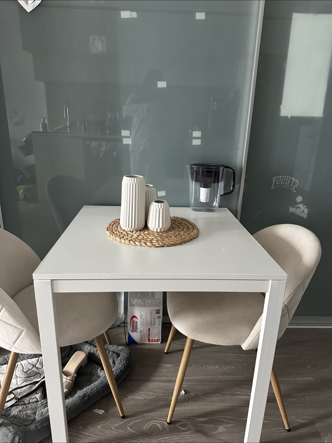 Ikea white table - photo 2