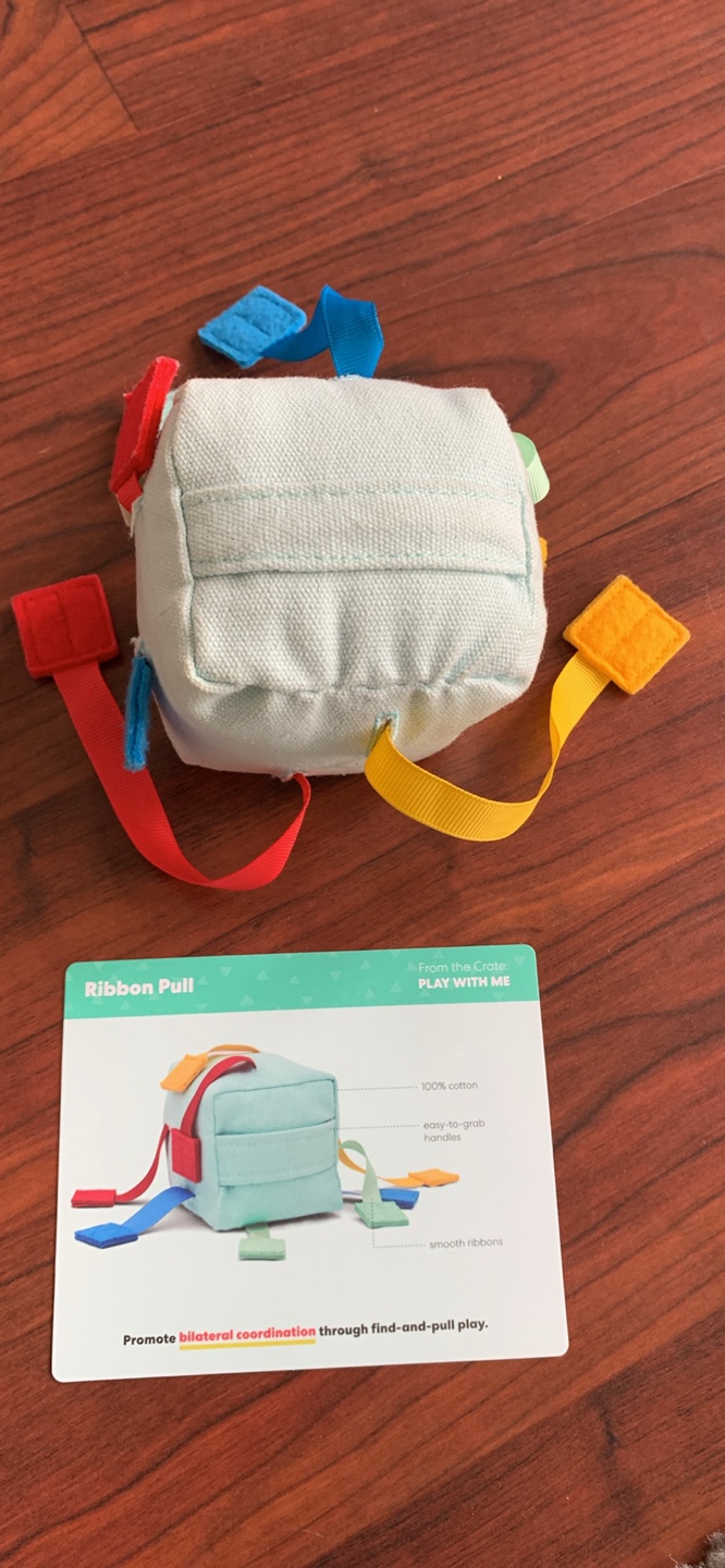 Kiwico Ribbon Pull Toy