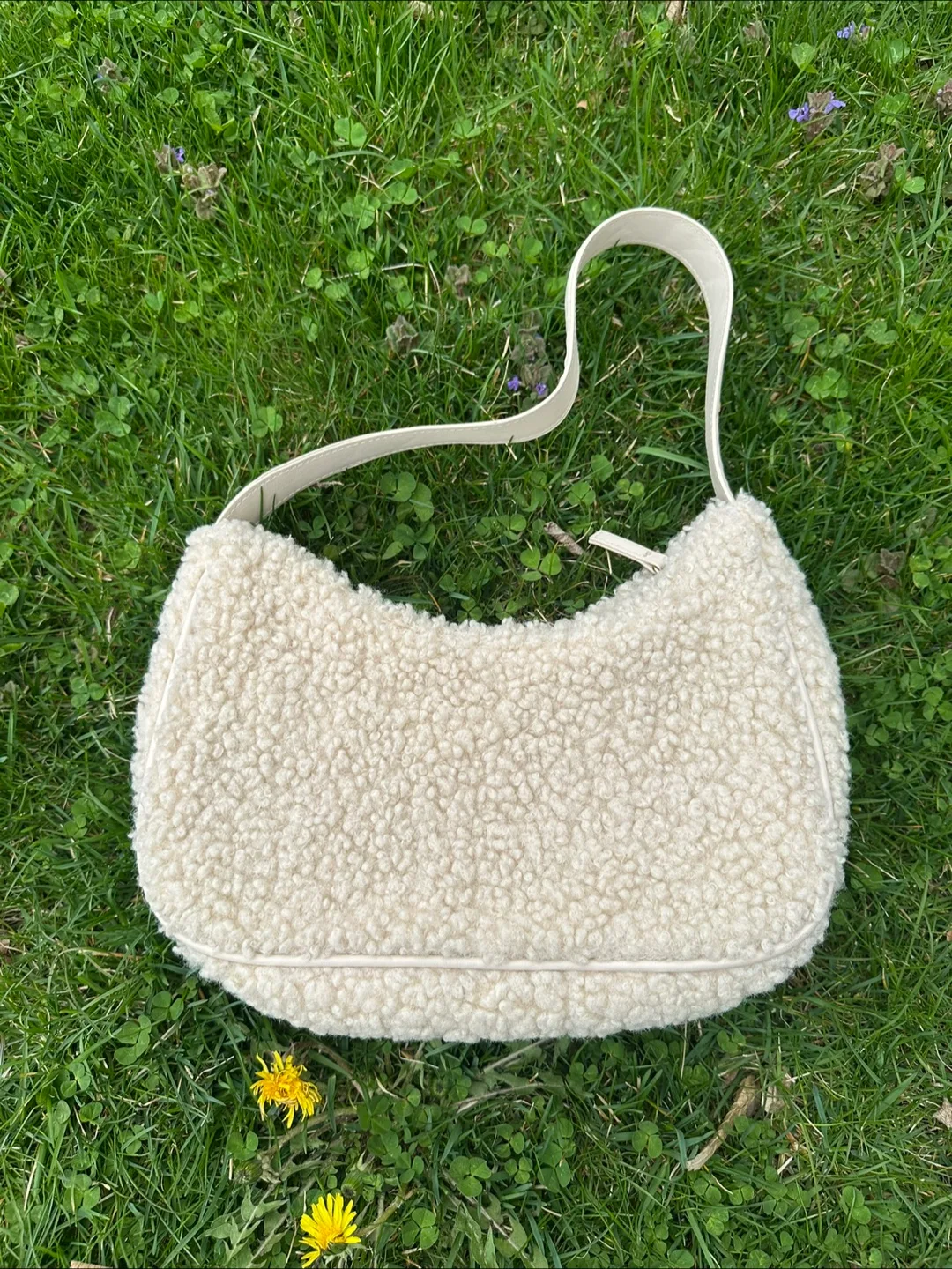 Cream-coloured H&M Teddy Bag thumbnail