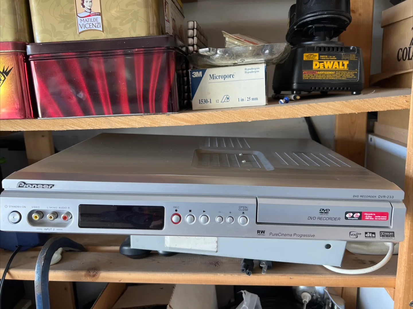 Pioneer DVR-233 DVD Recorder thumbnail