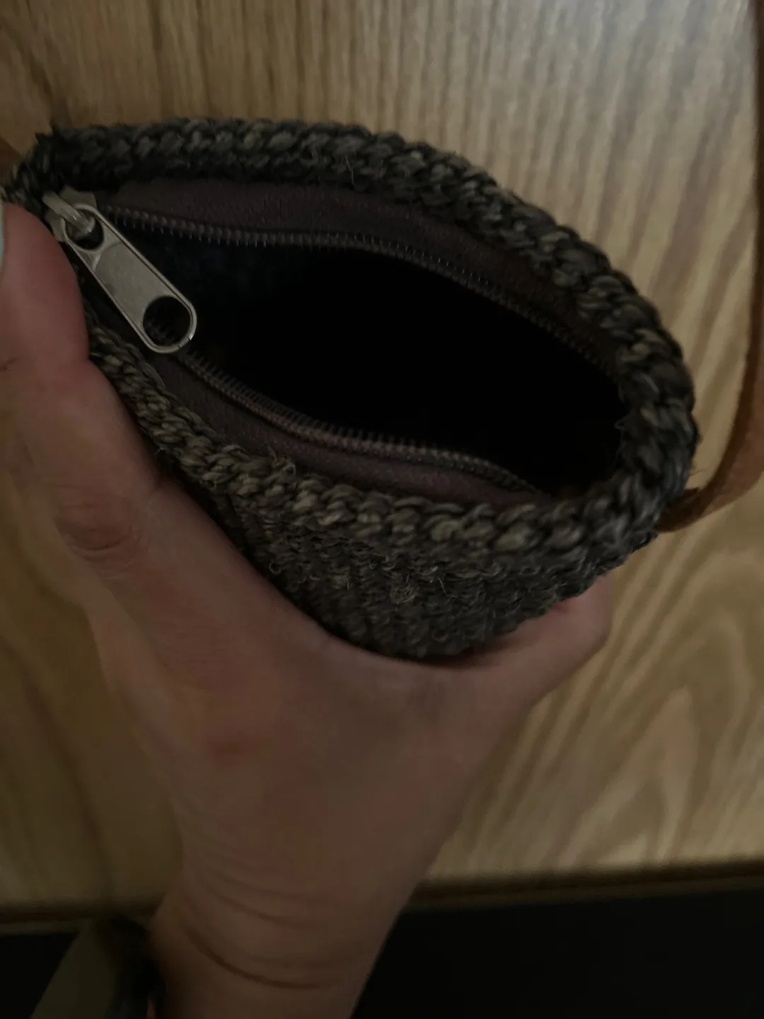 🧡 Small Woven Crossbody Bag image indicator(3)