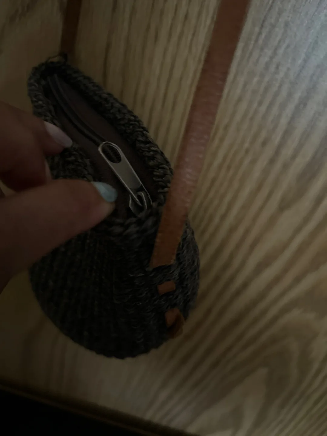 🧡 Small Woven Crossbody Bag image indicator(2)