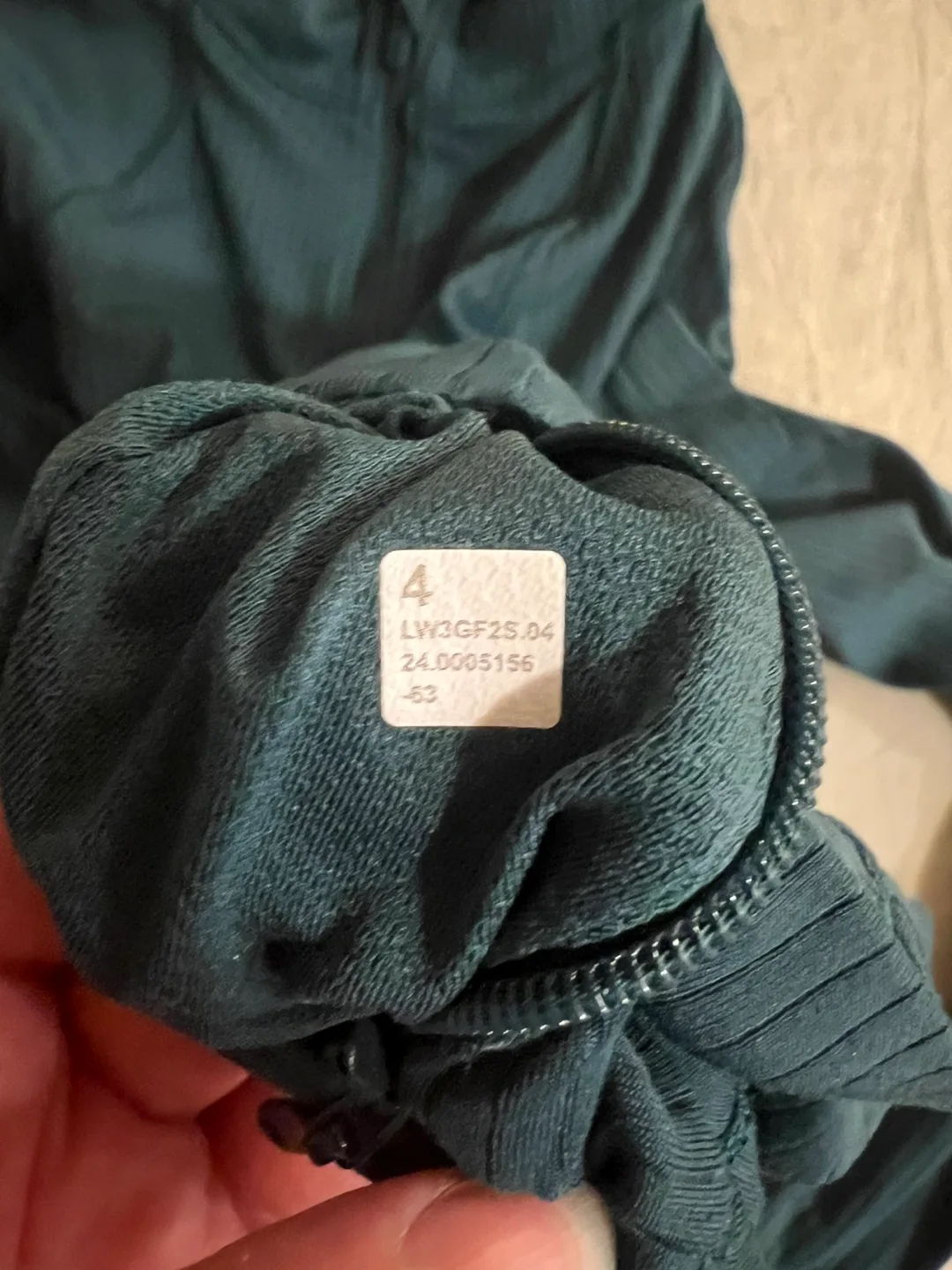 Lululemon Its Rulu Run Ribbed Cropped Half Zip - size 4 image indicator(8)