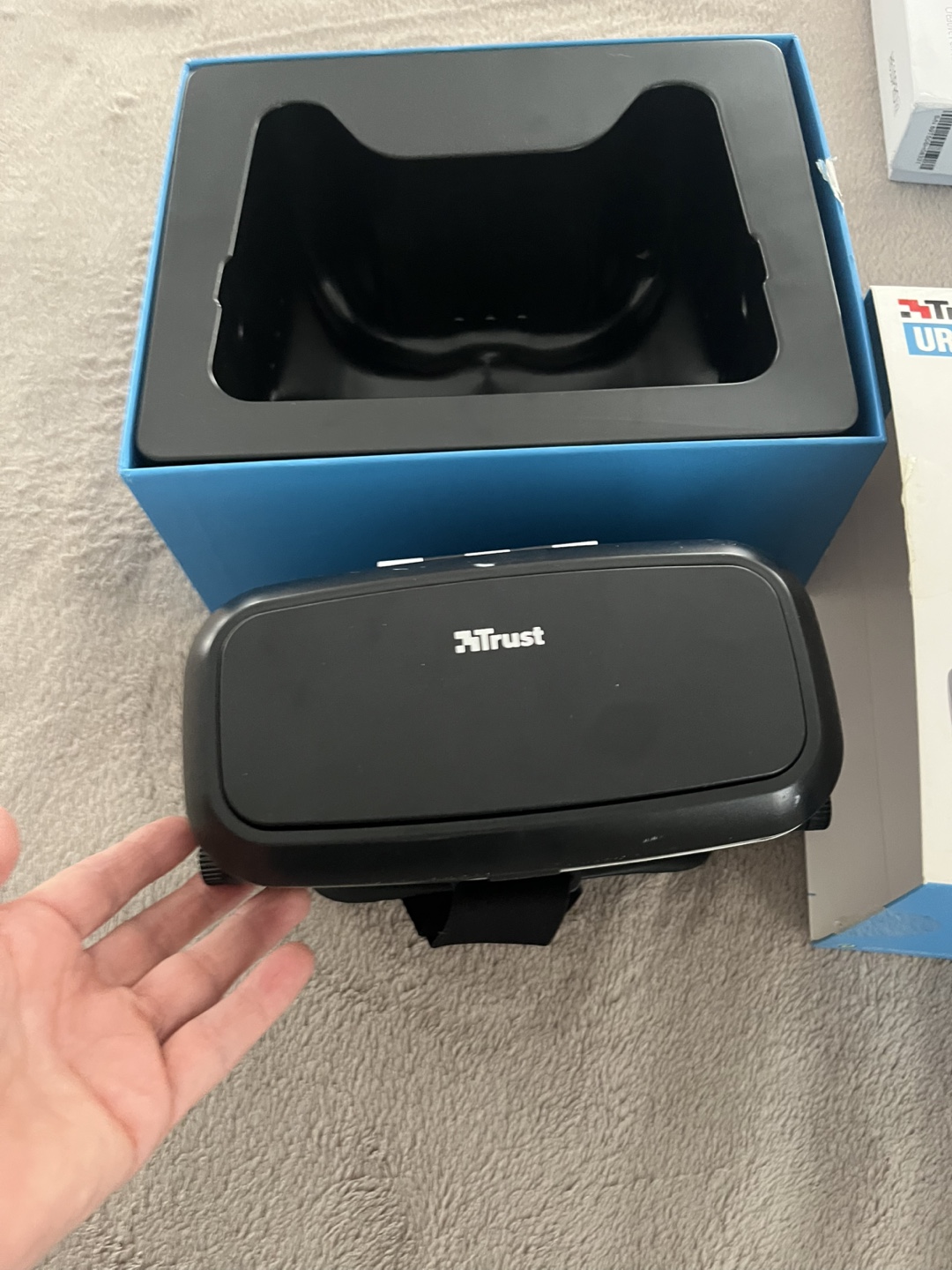 Trust Urban Exos Virtual Reality Glasses for Smartphone - photo 3