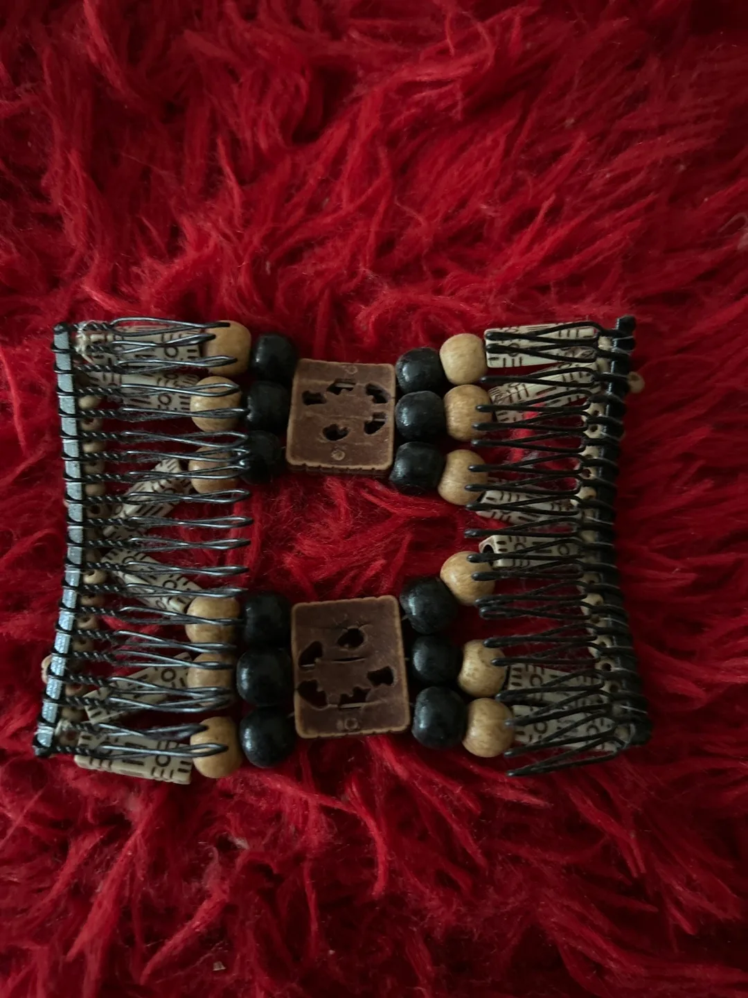 🧡 Beaded Hair Combs Set of Two image indicator(2)