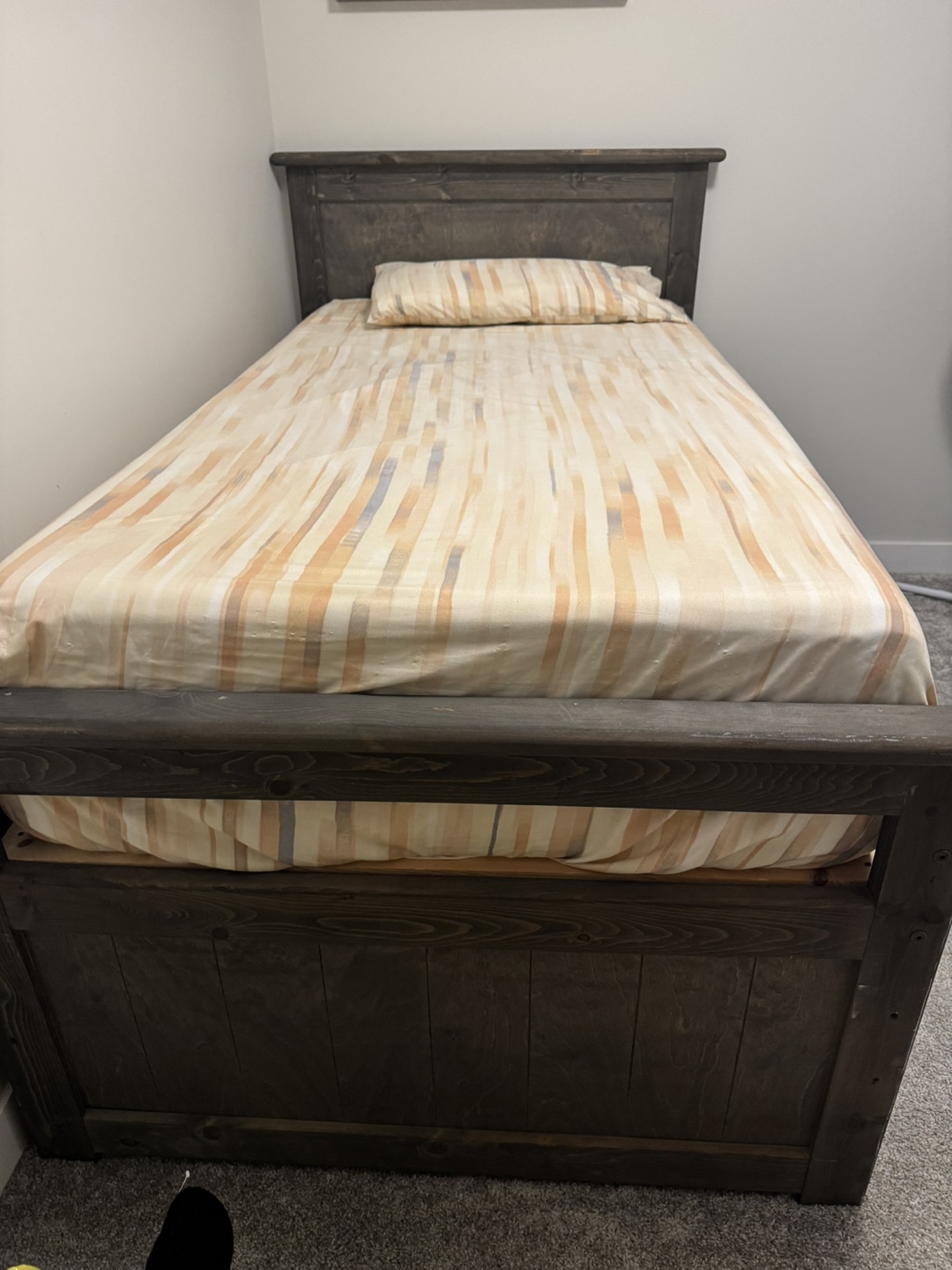 Twin-size Storage Bed with Drawers - photo 2