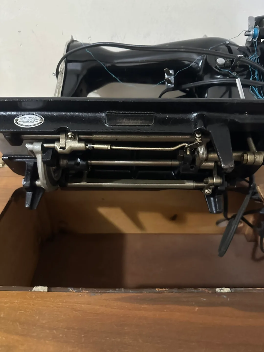 Vintage Singer Sewing Machine with Cabinet image indicator(2)