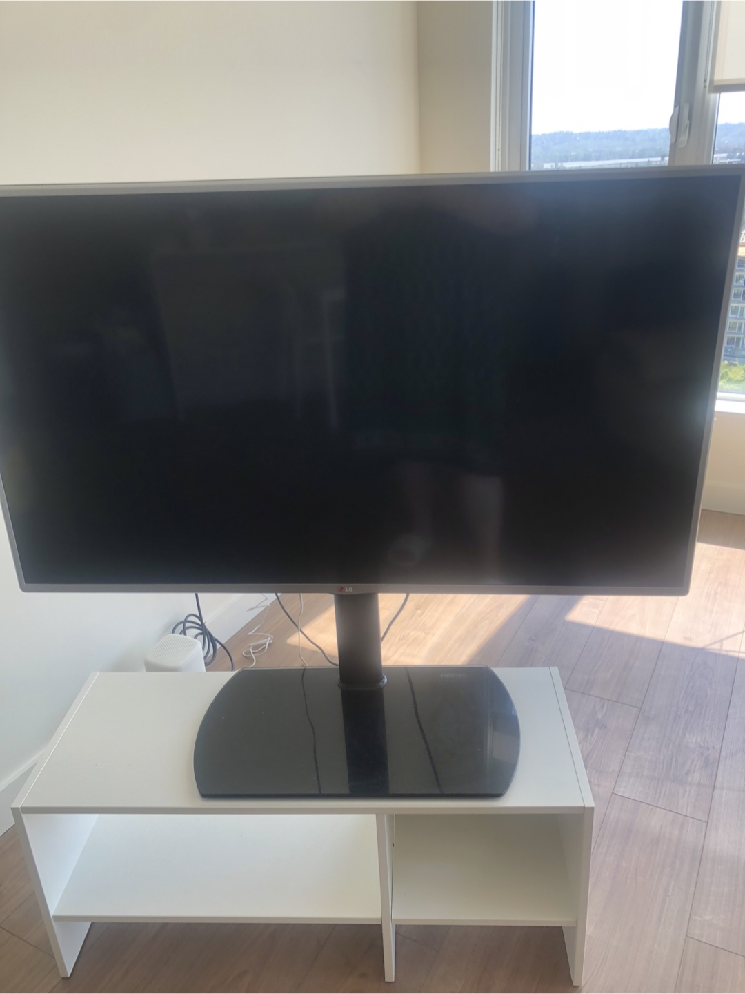 LG 47LB5830 47-inch LED TV