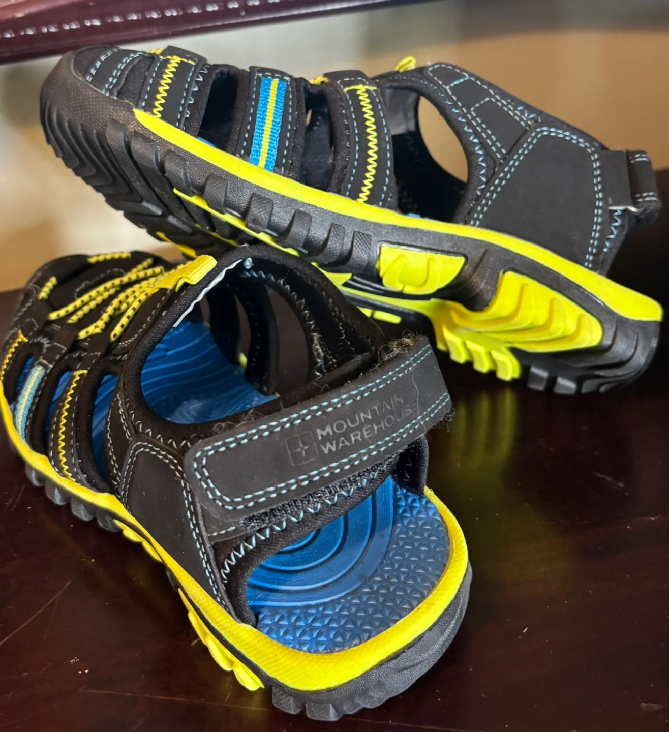 Kids' Mountain Warehouse Water Sandals - Size 4 image indicator(4)