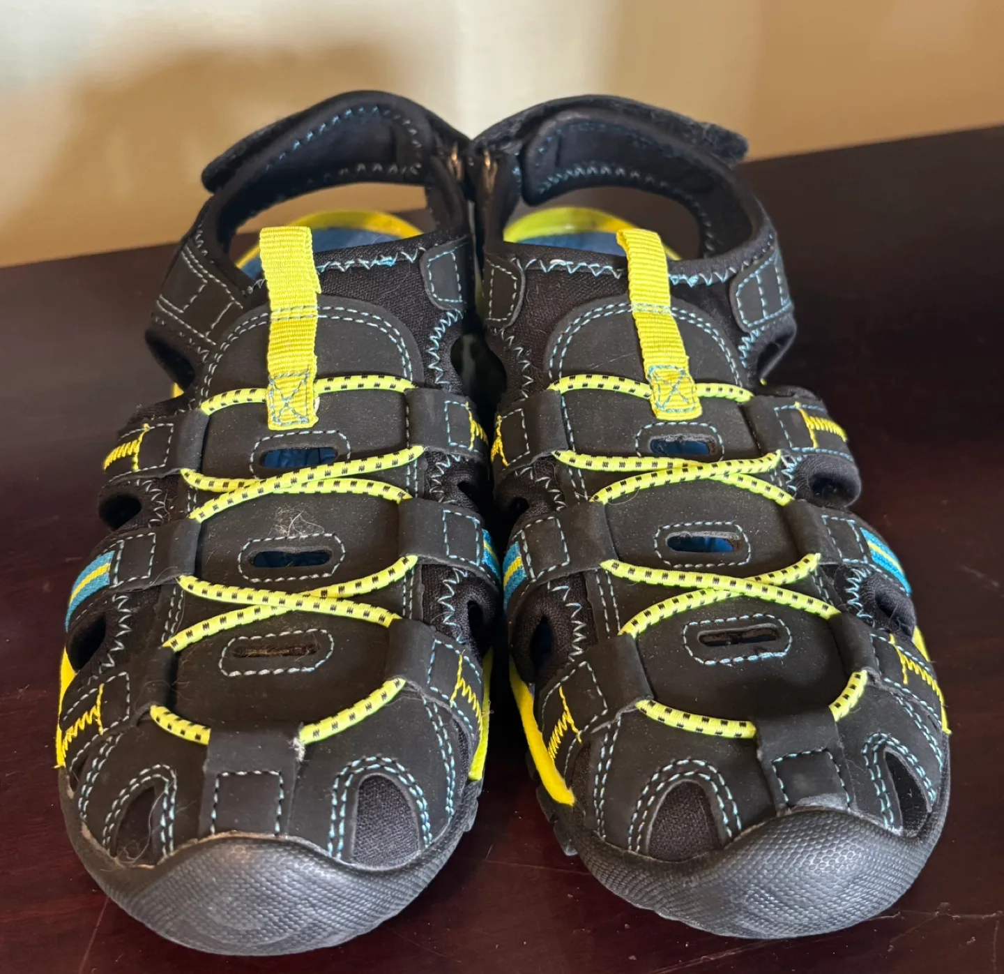 Kids' Mountain Warehouse Water Sandals - Size 4 image indicator(6)