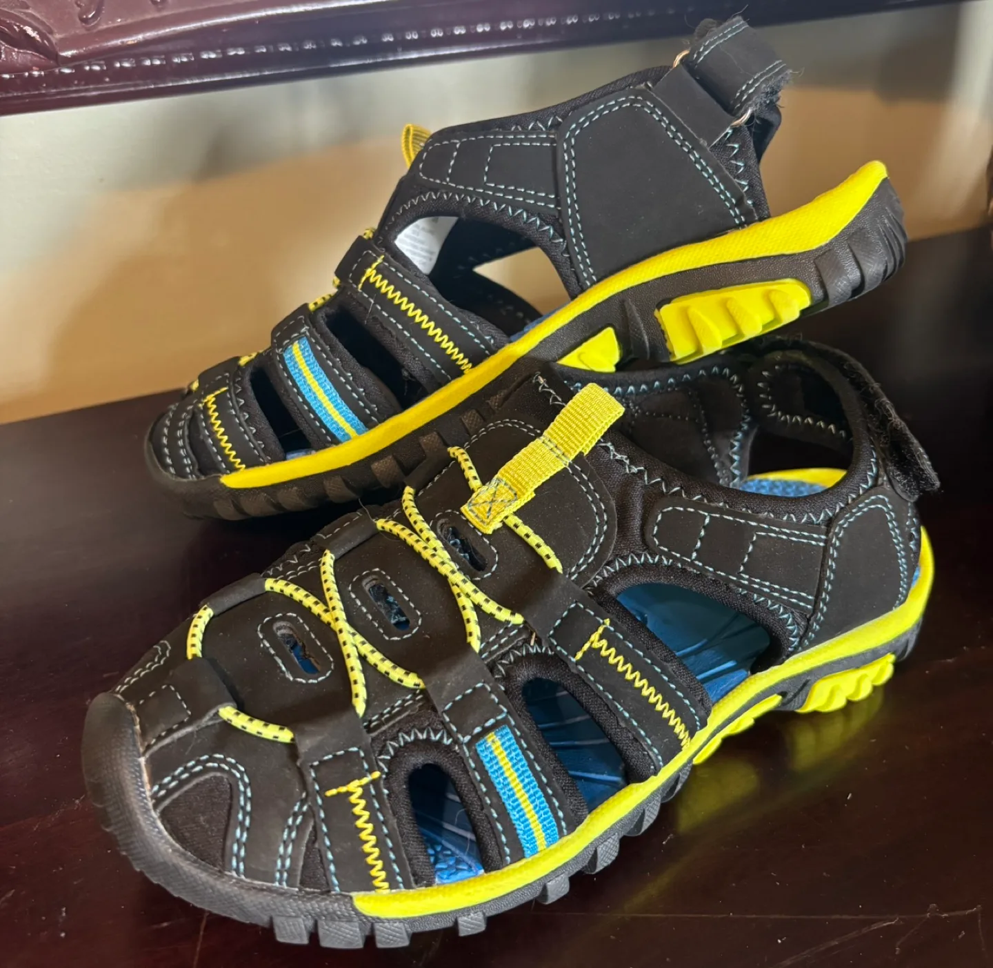Kids' Mountain Warehouse Water Sandals - Size 4 image indicator(5)