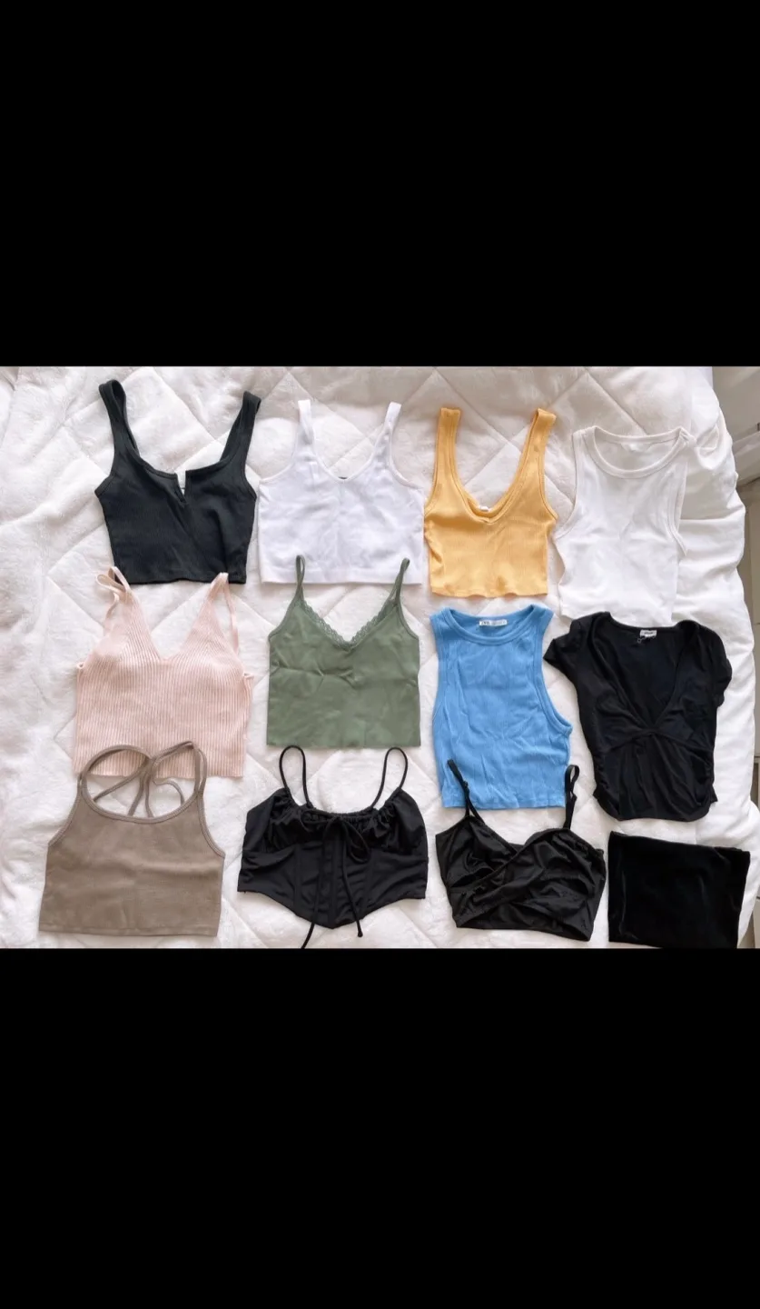 Women’s crop top image indicator(2)