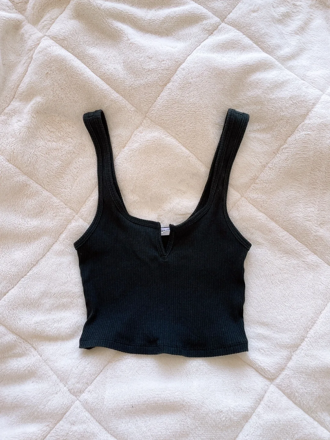 Women’s crop top thumbnail