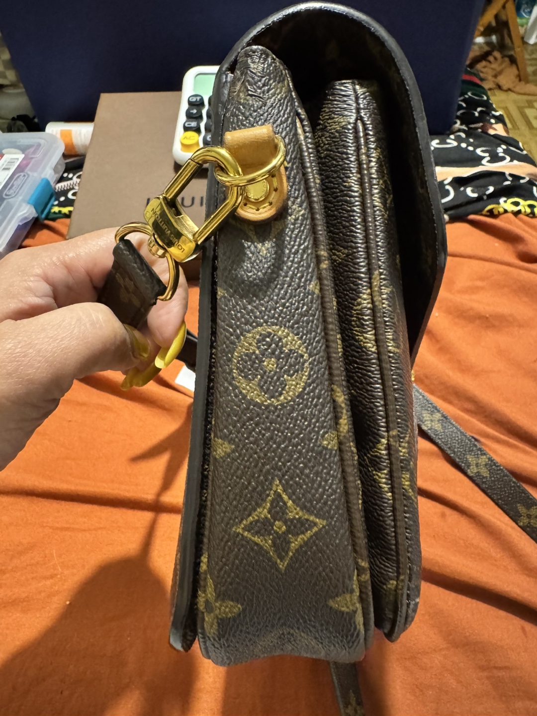 Louis Vuitton Monogram Pochette Métis Reverse Graffiti - photo 4