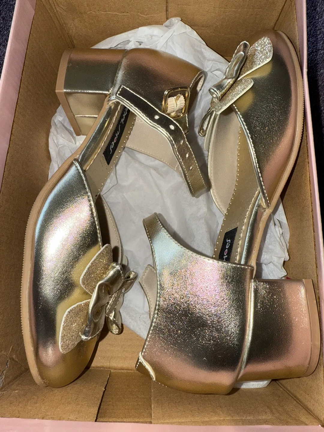 Gold Glitter Bow Girls' Heels Size 3 image indicator(6)
