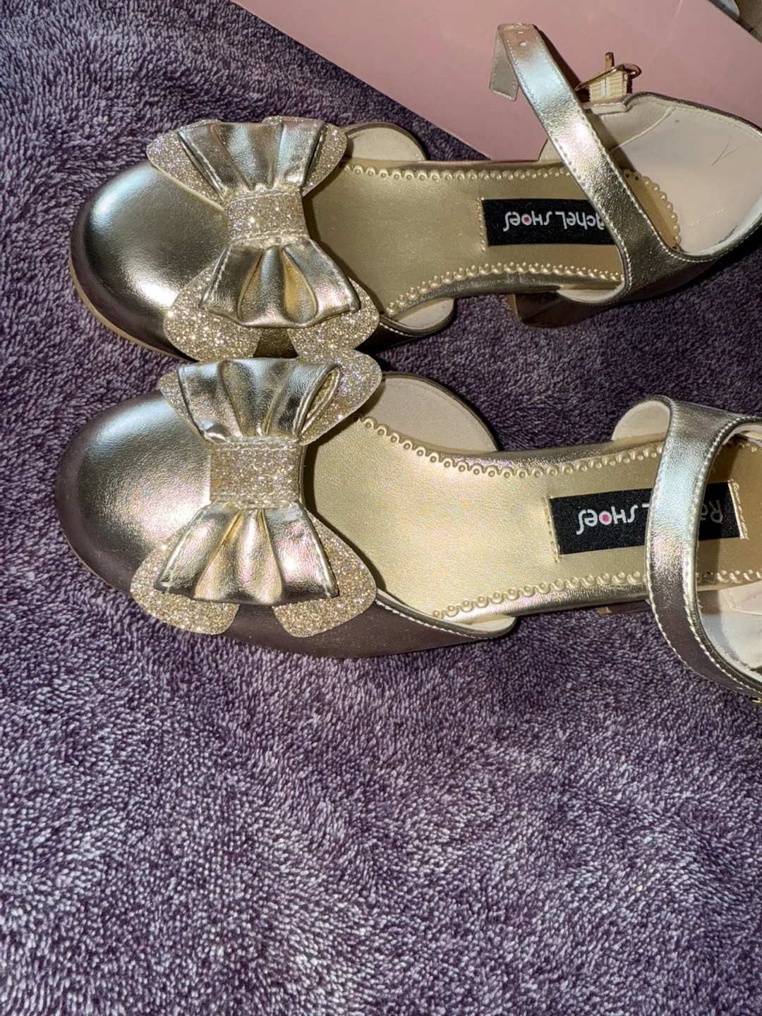 Gold Glitter Bow Girls' Heels Size 3 image indicator(7)