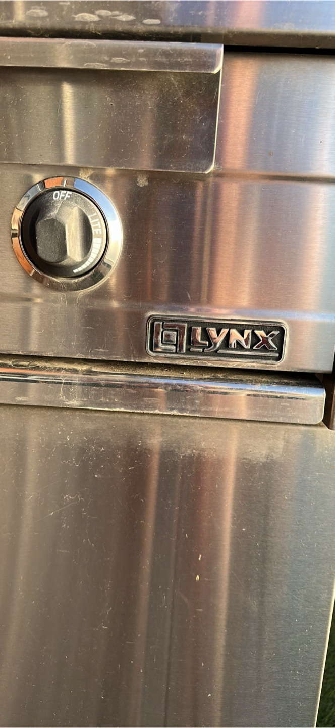 Lynx 4 Burner Stainless Steel Gas Grill - photo 3