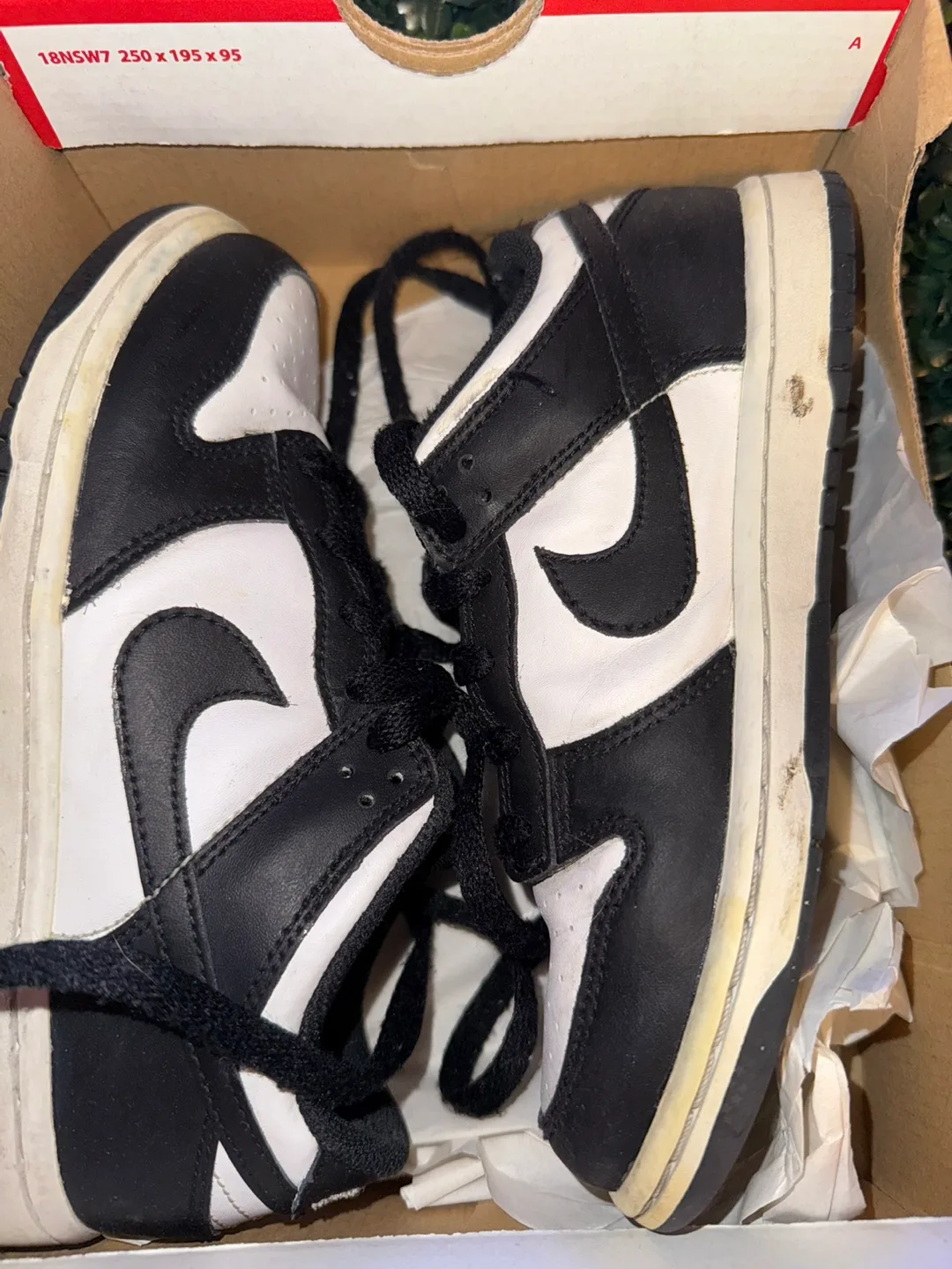 Nike Dunk Low Black and White Sneakers image indicator(4)