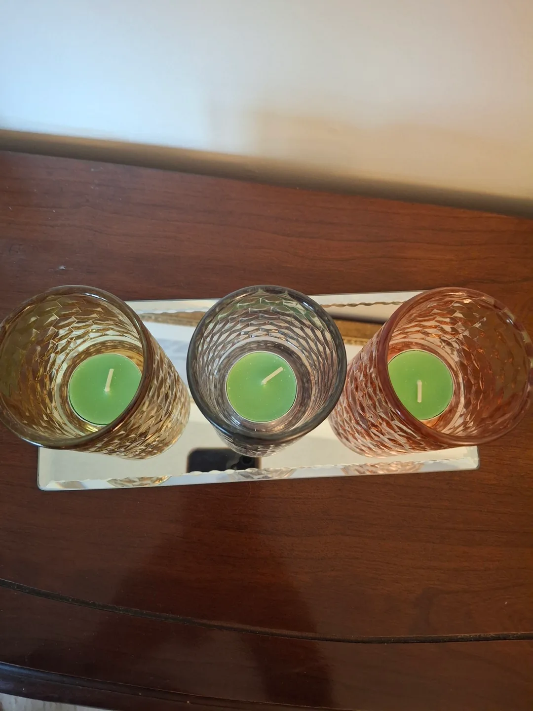 3 coloured glass votive holders with mirror tray image indicator(4)