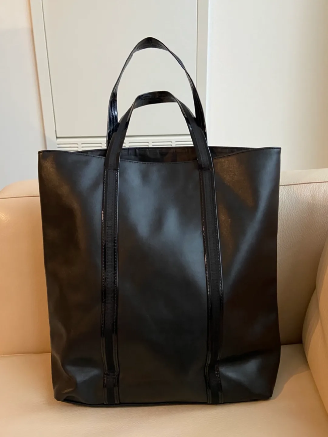 Authentic Givenchy  Tote Bag image indicator(3)