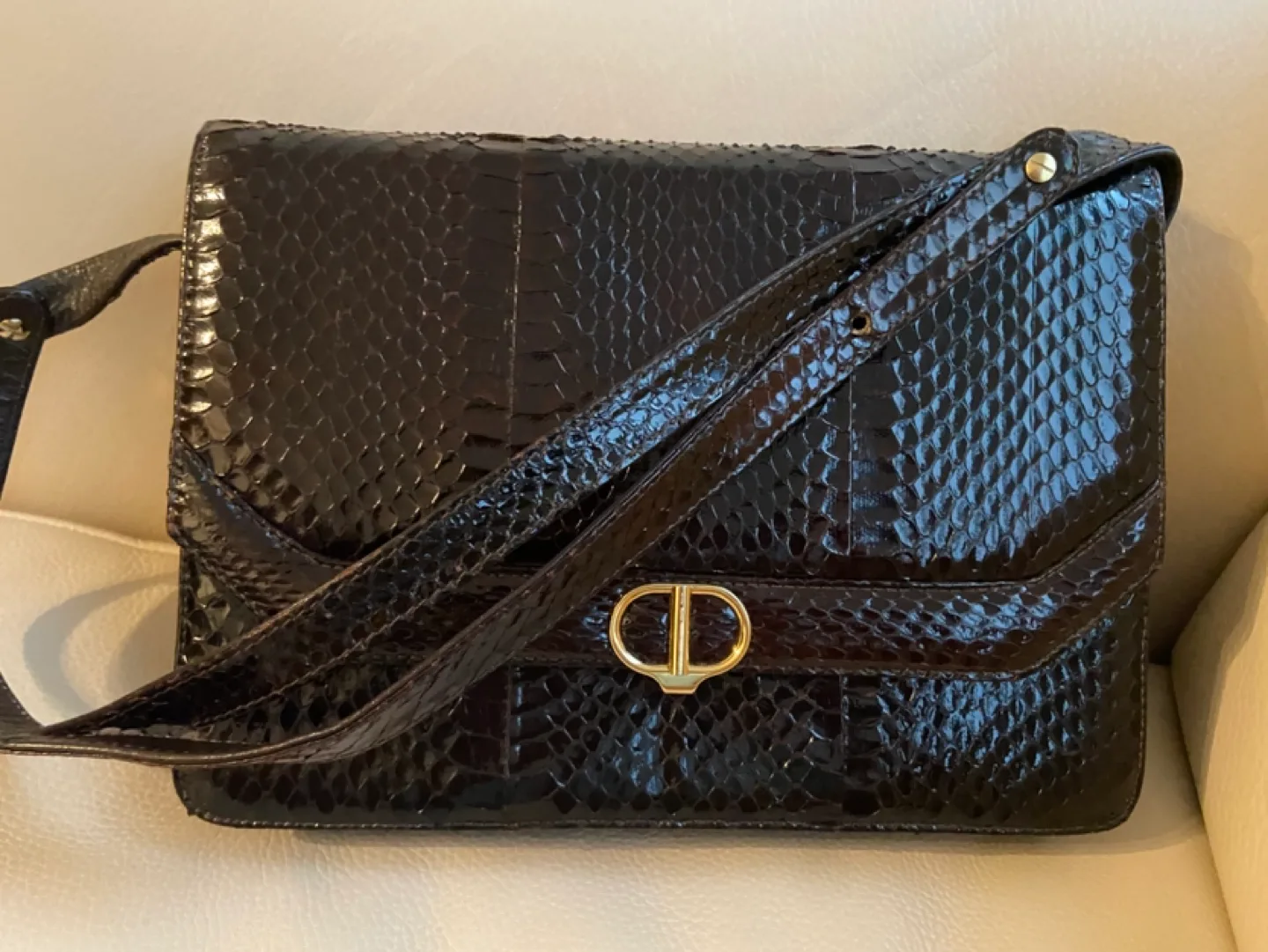 Authentic Chanteclair Italy Purse image indicator(5)