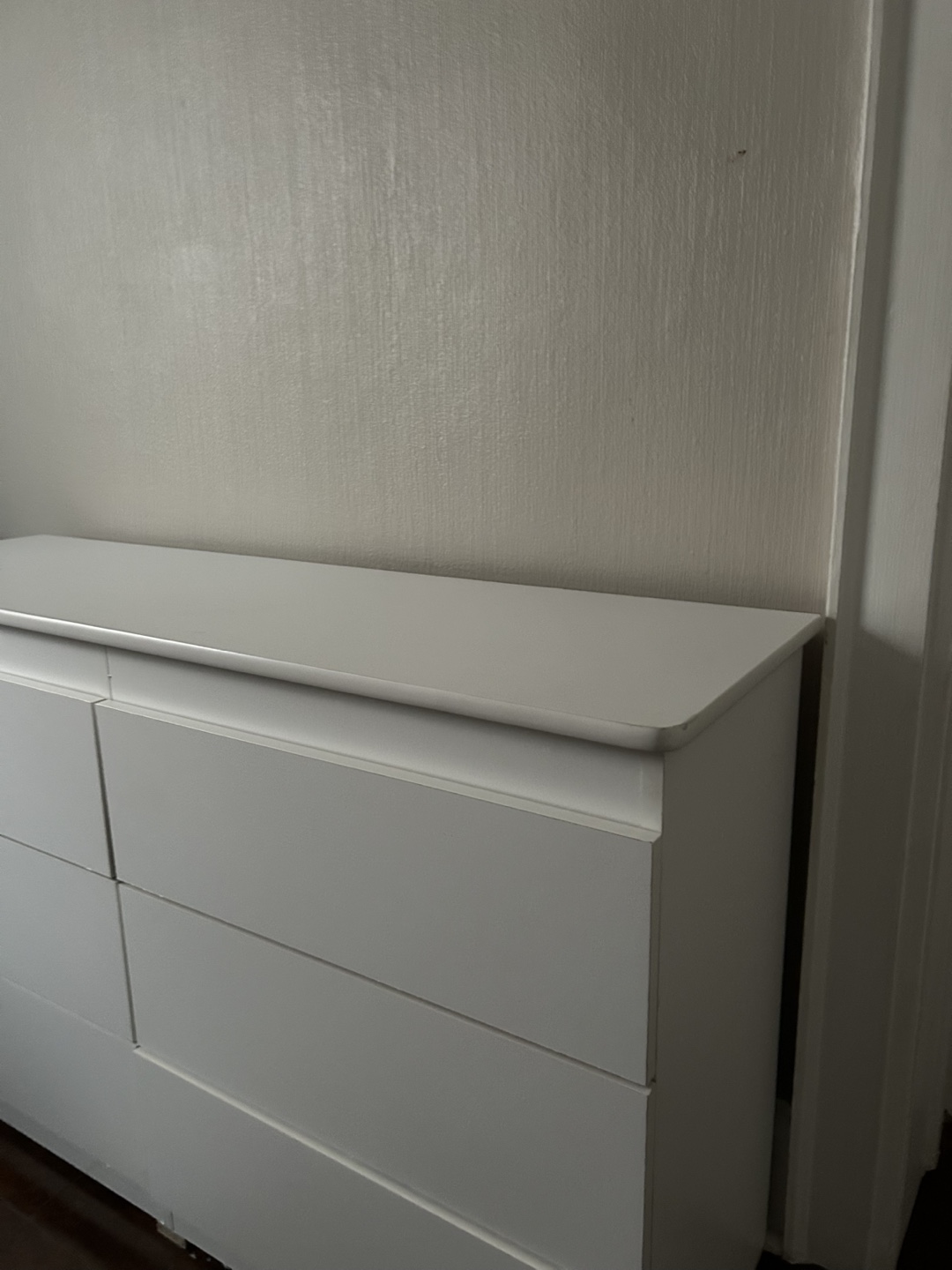 White 6-Drawer Dresser - photo 3