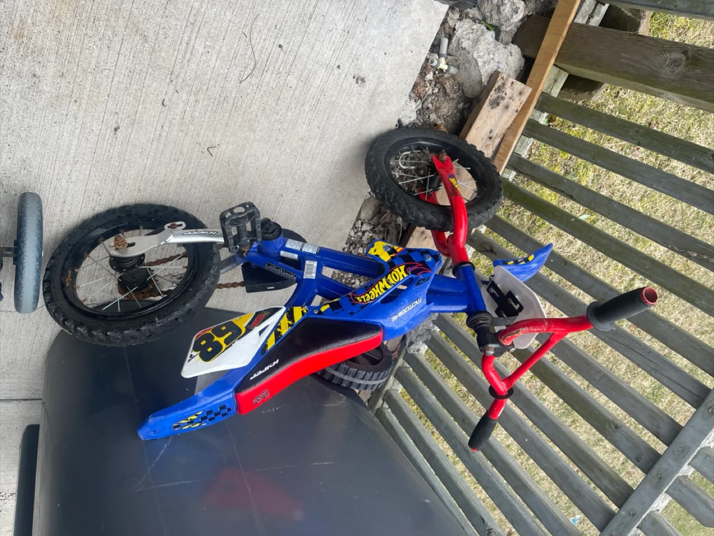 Hot Wheels Motocross Kids Bike image indicator(2)