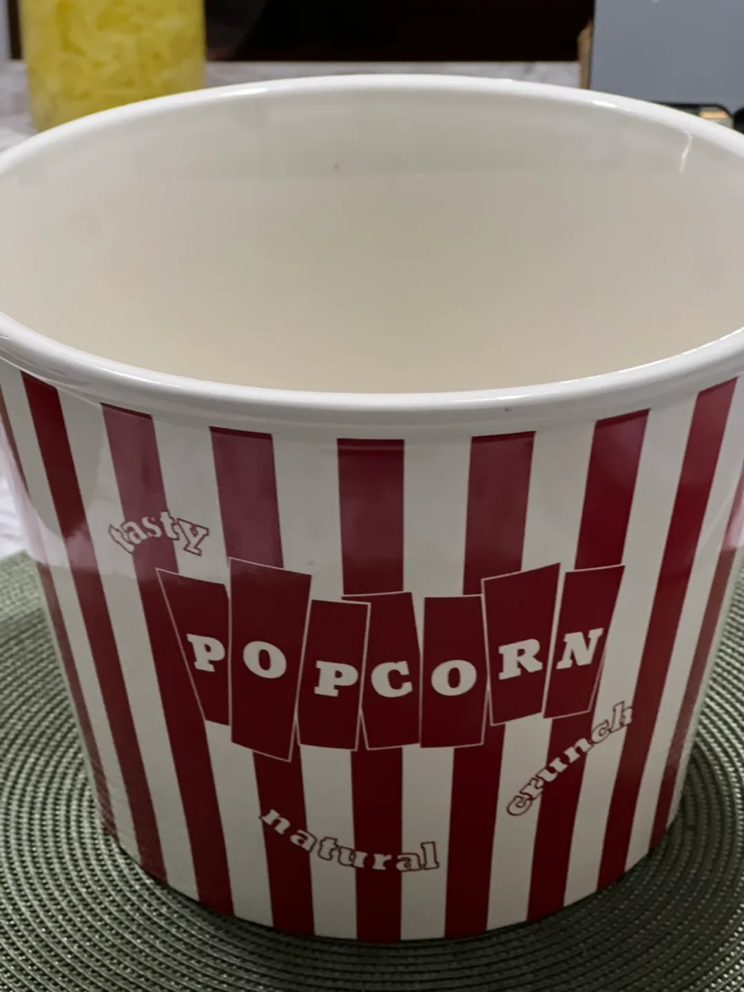 Williams Sonoma Popcorn Bowl image indicator(2)