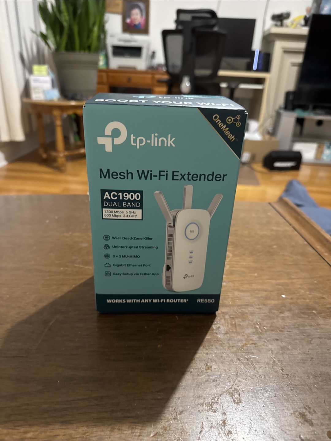 TP-Link AC1900 Mesh Wi-Fi Extender RE550 - Brand New