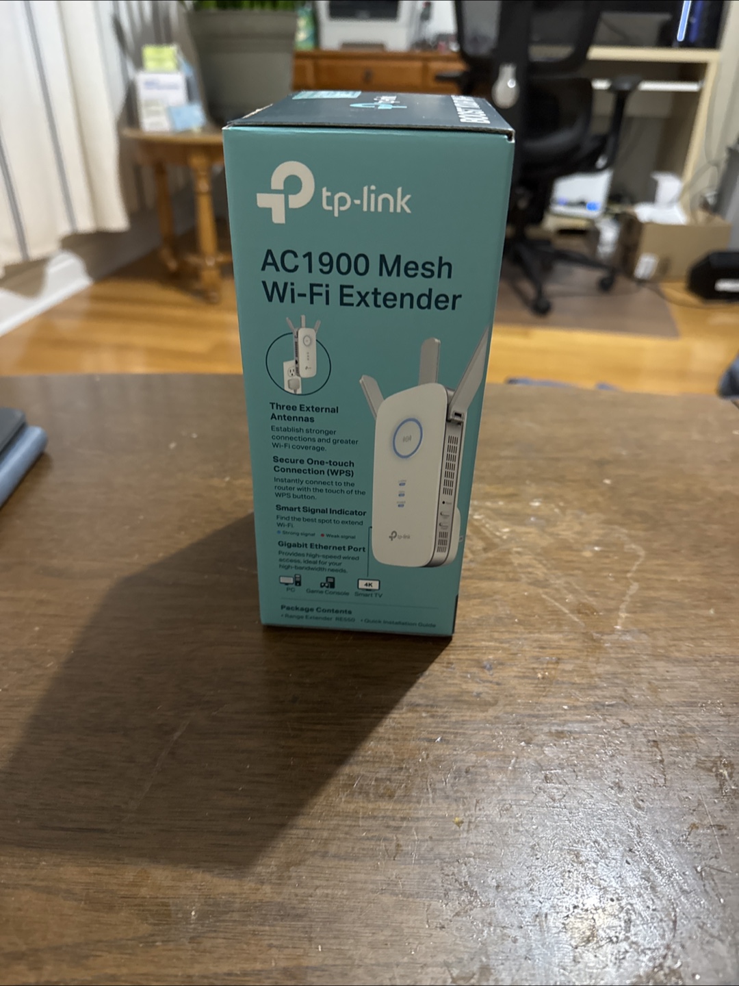 TP-Link AC1900 Mesh Wi-Fi Extender RE550 - Brand New - photo 3