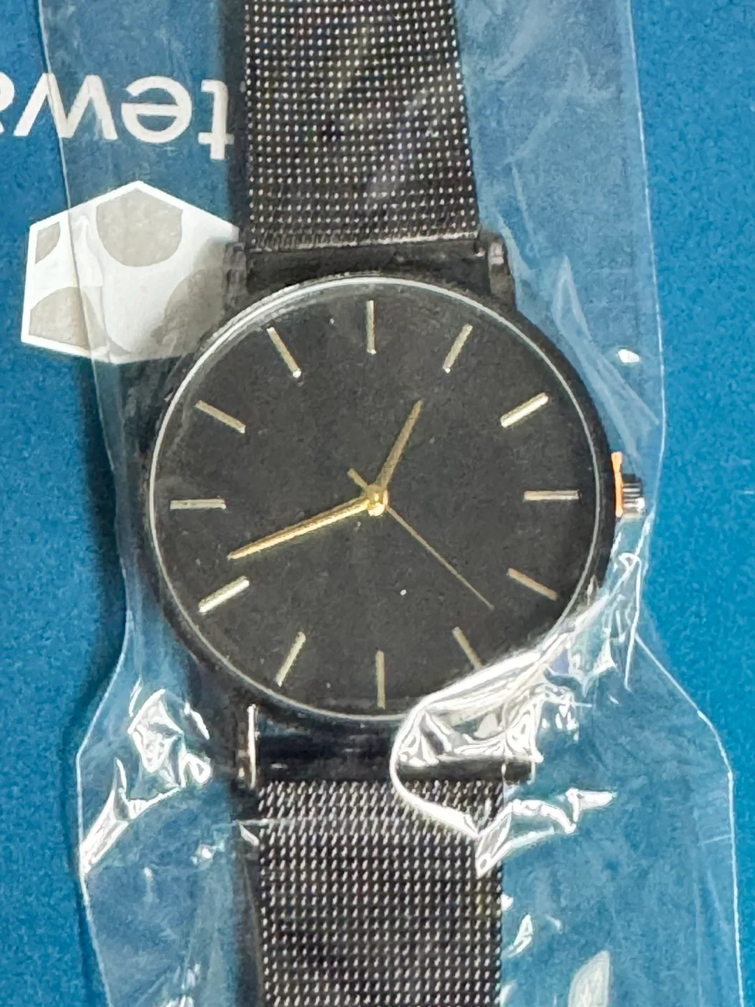 Black Metal Mesh Band Unisex Wristwatch New Battery thumbnail