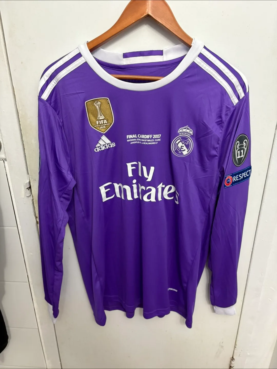 2017 Away Ronaldo Jersey- Brand New thumbnail