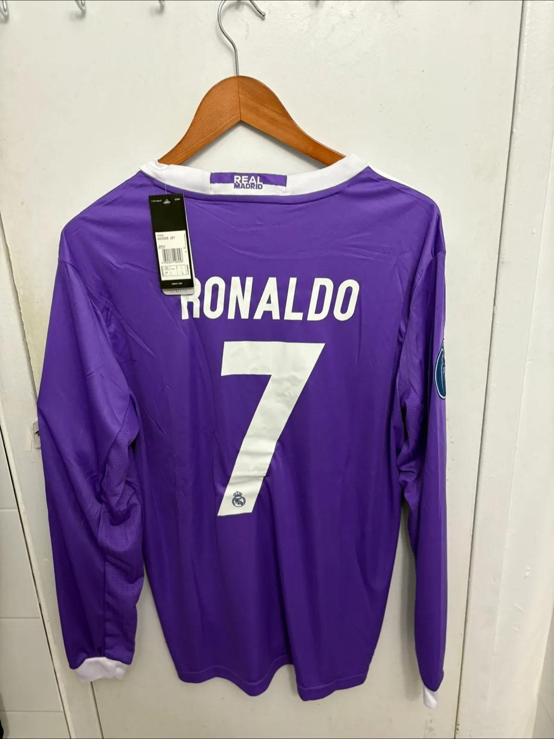 2017 Away Ronaldo Jersey- Brand New image indicator(2)