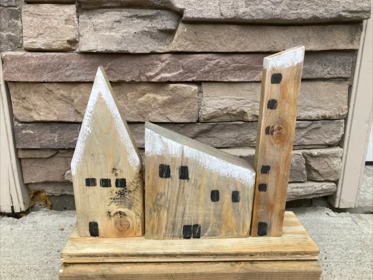 Rustic Wooden Village Decor thumbnail