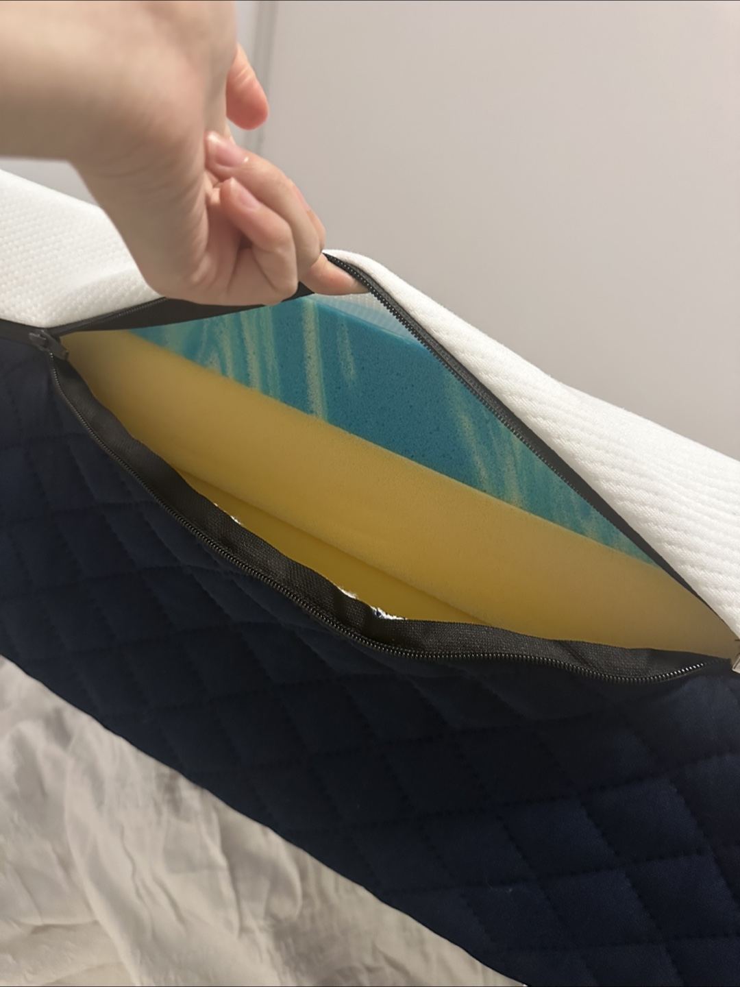 Last Call! Queen Mattress - Memory Foam - Removable Cover - photo 3