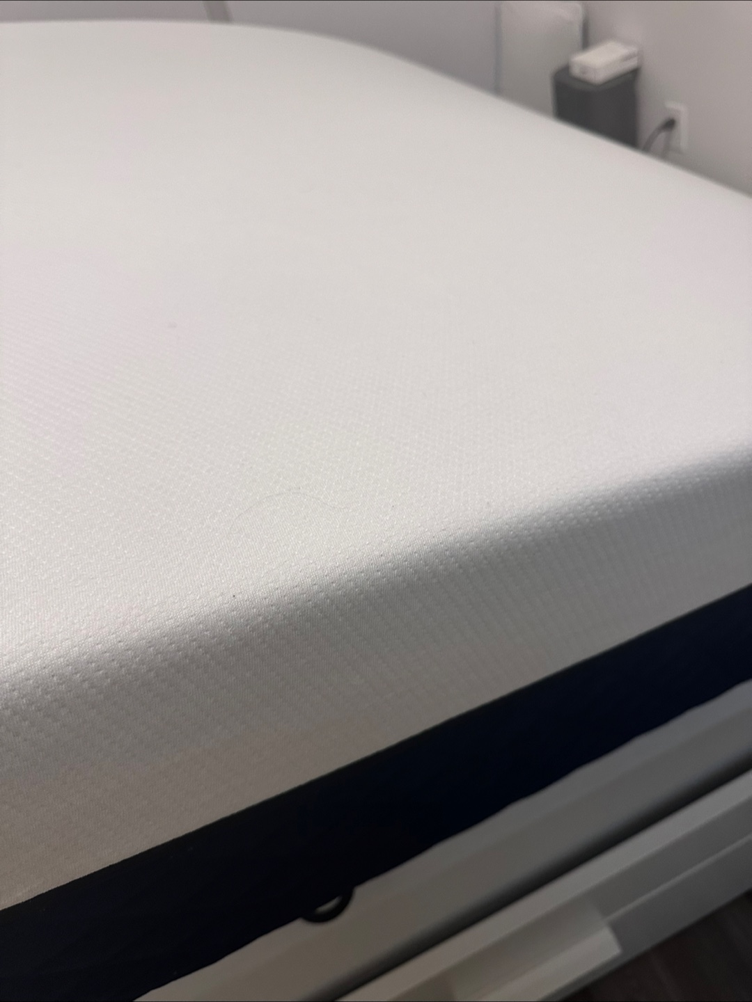 Last Call! Queen Mattress - Memory Foam - Removable Cover - photo 2