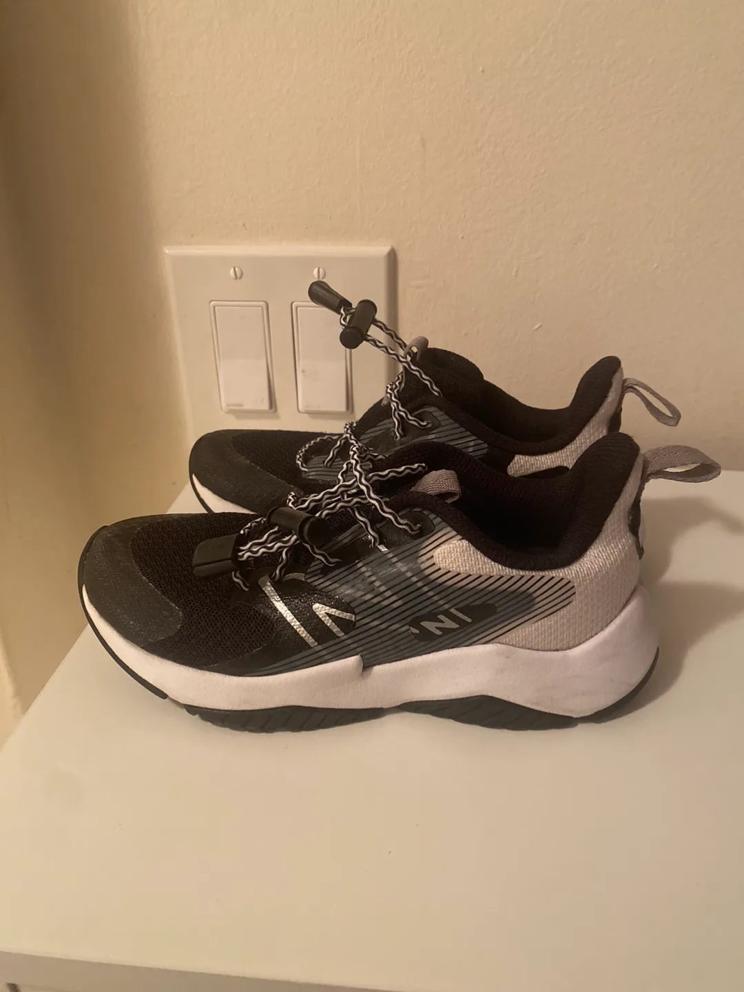 Kids' New Balance running shoes US thumbnail