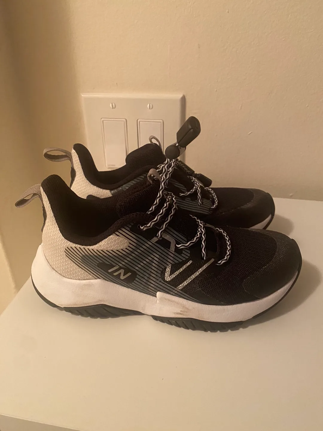 Kids' New Balance running shoes US image indicator(2)