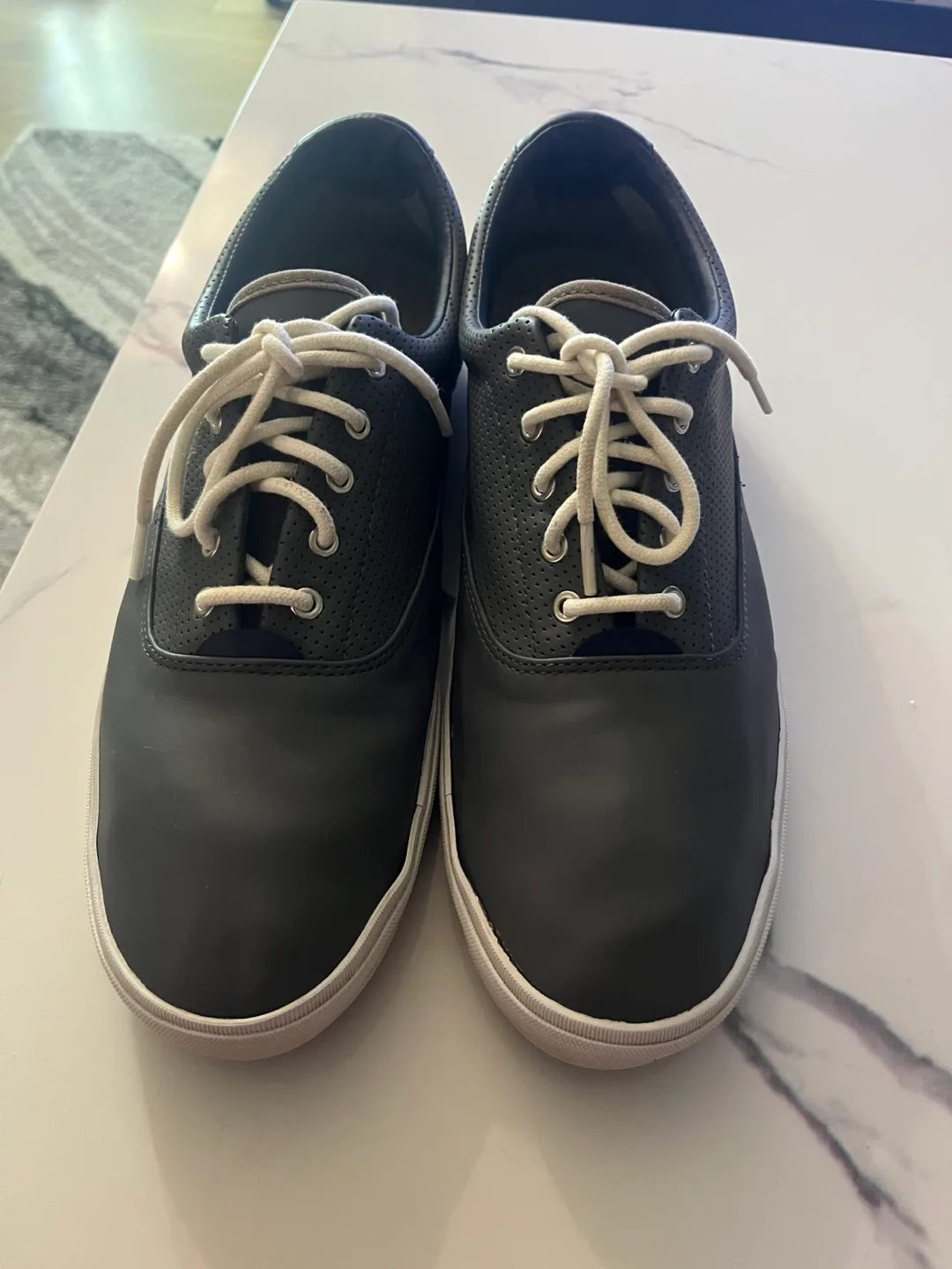 Men's Tommy Hilfiger Dark Grey Leather Low-Top Sneakers thumbnail