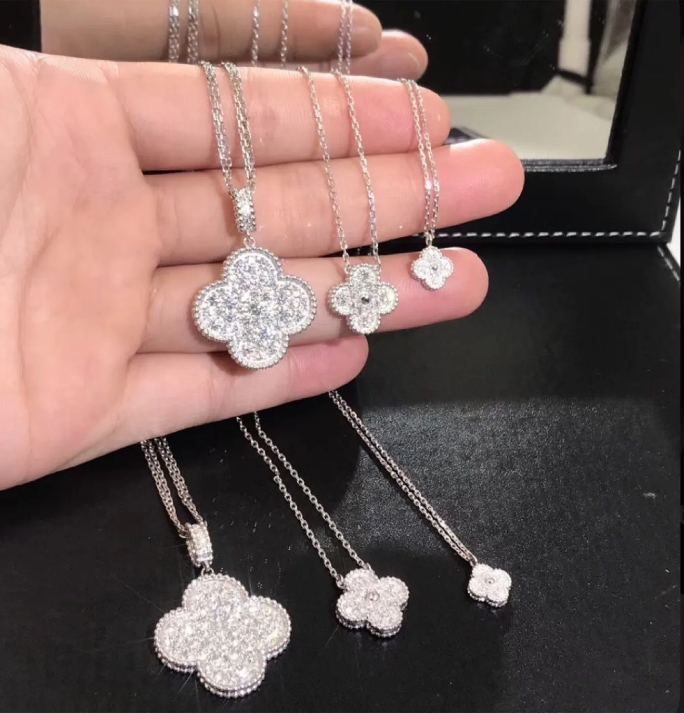 18K white gold filled magic clover moissanite necklace image indicator(2)