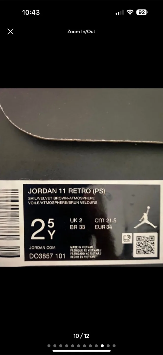 Air Jordan 11 Retro "Neapolitan" sneakers size 2.5 Y image indicator(10)